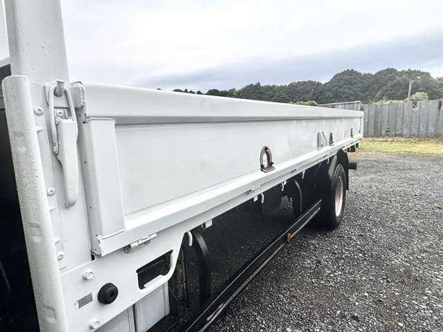 Mitsubishi Fuso Canter 10