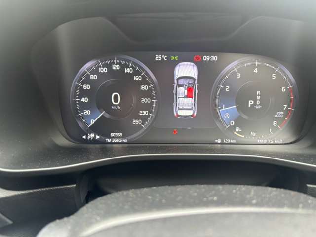 Volvo XC40 7