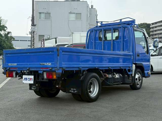 Isuzu Elf 6