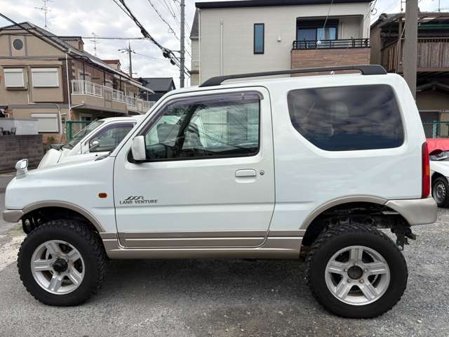 Suzuki Jimny 12