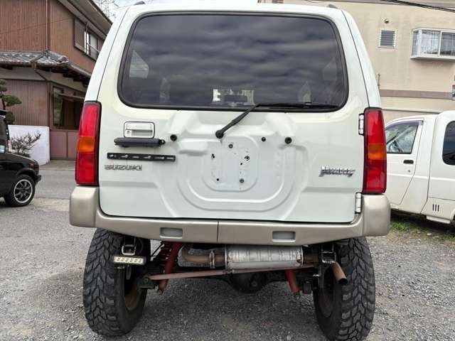 Suzuki Jimny 8