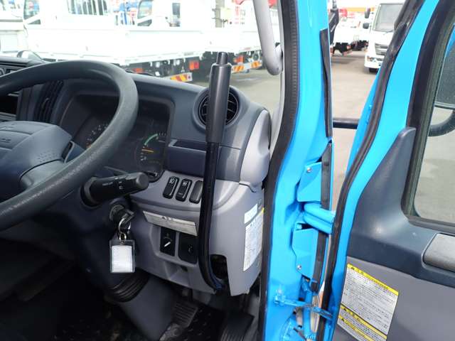 Mitsubishi Fuso Canter 11