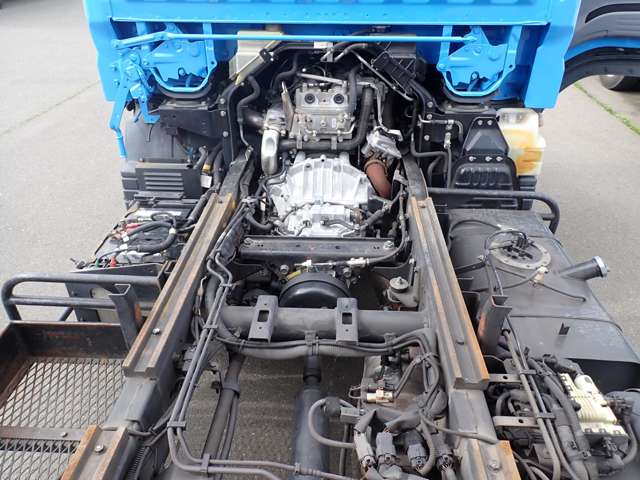 Mitsubishi Fuso Canter 12