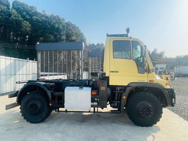 Mercedes-Benz Unimog 7