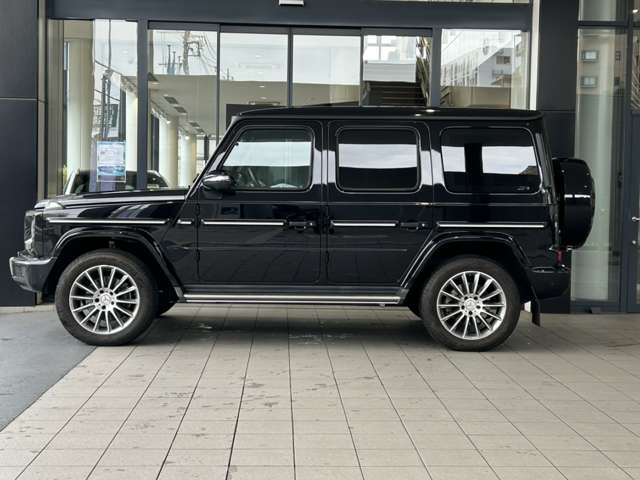 Mercedes-Benz G-Class 3