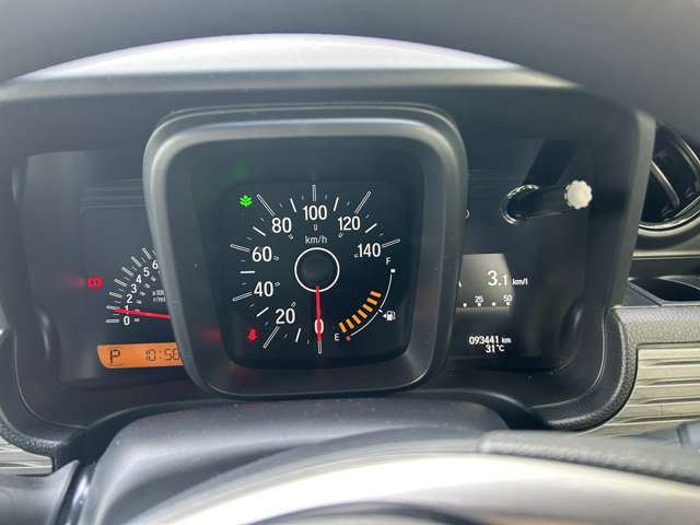 Honda N-VAN 9