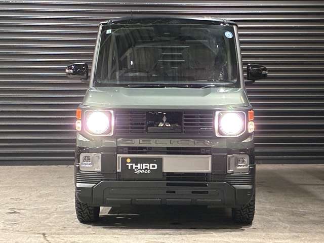 Mitsubishi Delica Mini 6