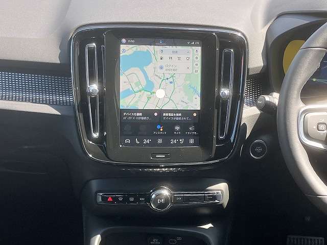 Volvo XC40 4