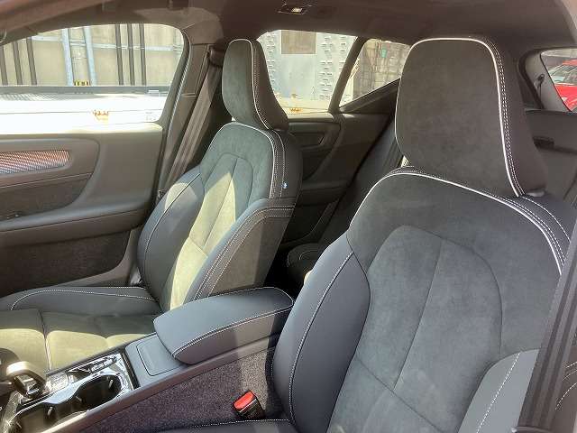 Volvo XC40 5