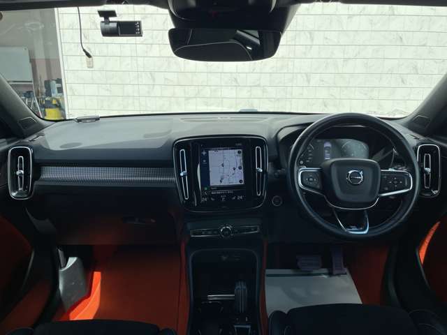 Volvo XC40 4
