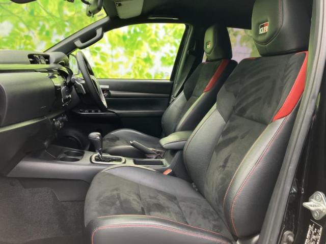 Toyota Hilux 8