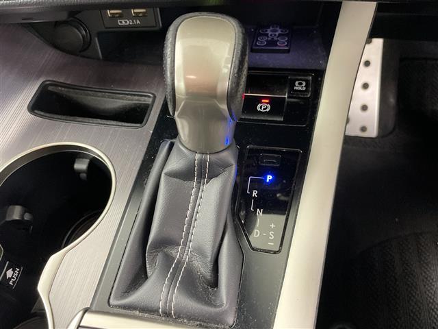 Lexus RX 6