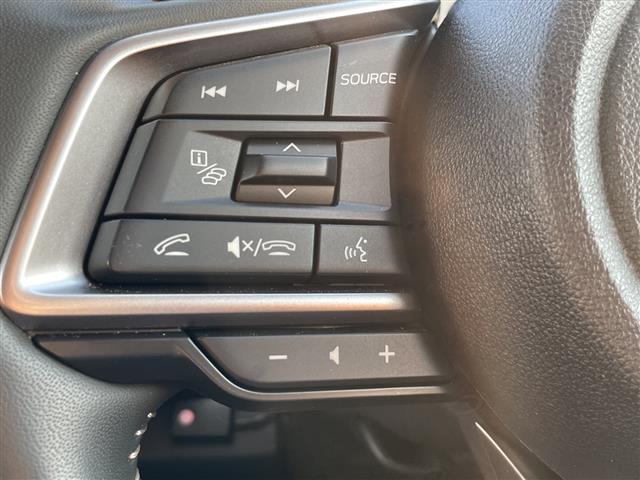 Subaru Legacy Outback 12
