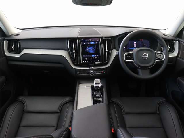 Volvo XC60 4