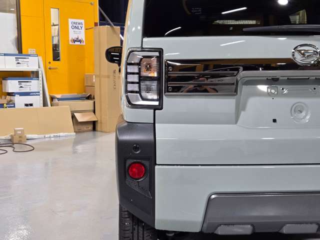 Daihatsu Taft 12