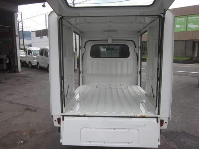 Daihatsu Hijet Truck 12