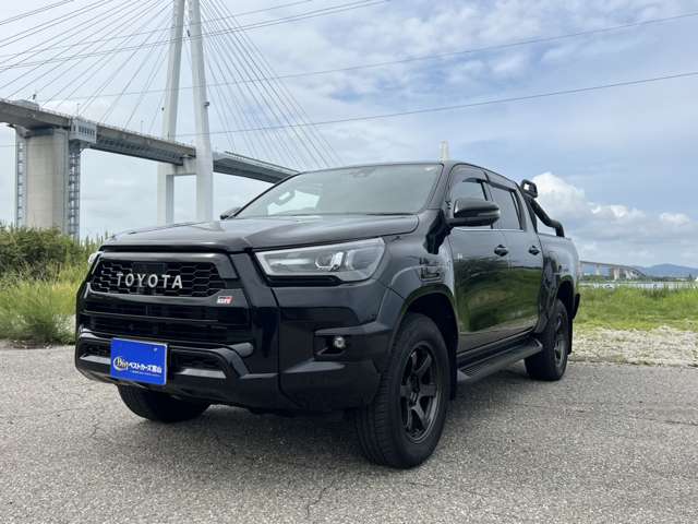 Toyota Hilux 3