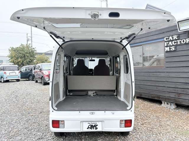 Nissan NV100 Clipper 9