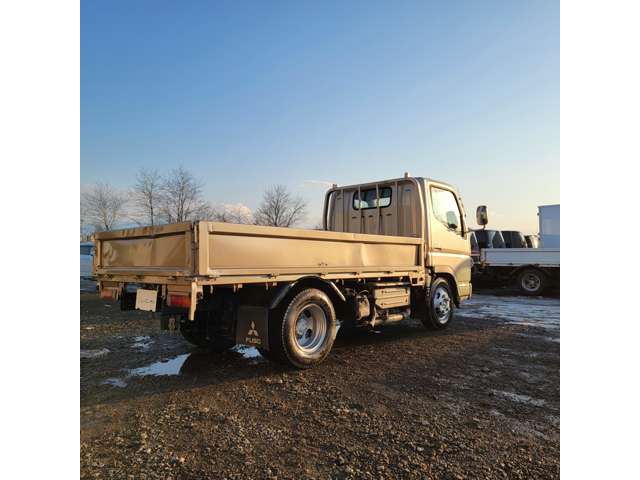 Mitsubishi Fuso Canter 11