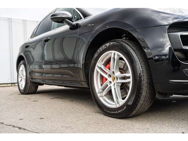 Porsche Macan 5