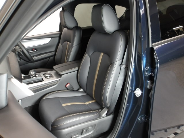 Mazda CX-60 10