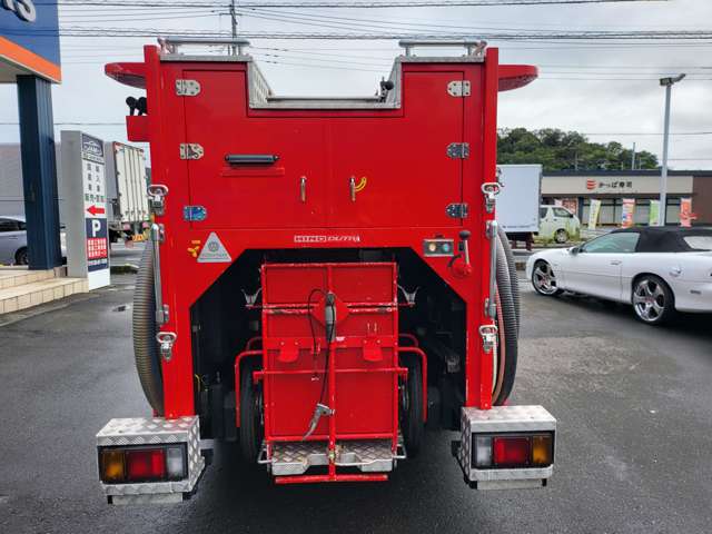 Hino Dutro 11
