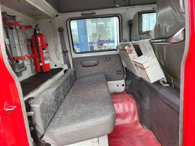 Hino Dutro 4