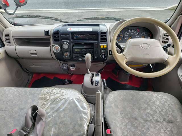 Hino Dutro 5