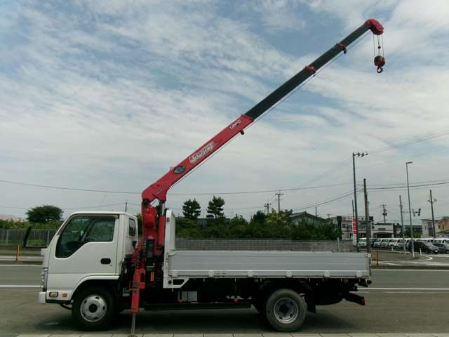 Isuzu Elf 8