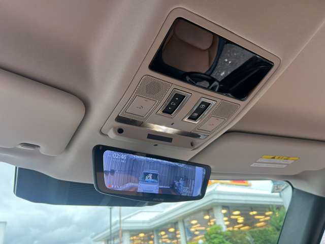 Land Rover Defender 3