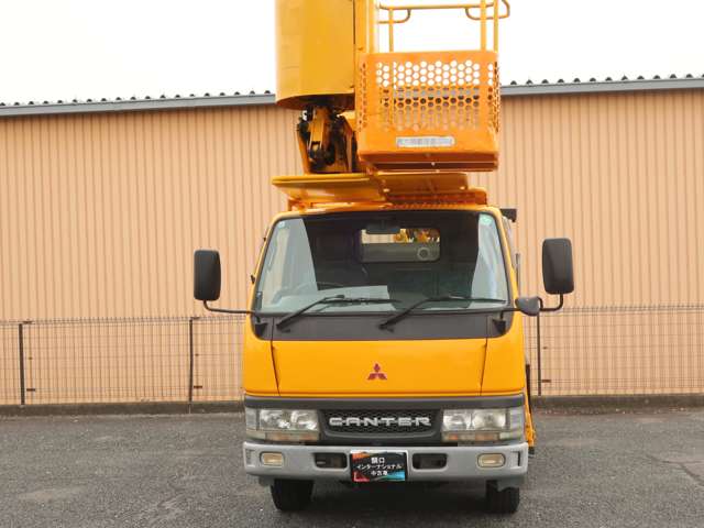 Mitsubishi Fuso Canter 6