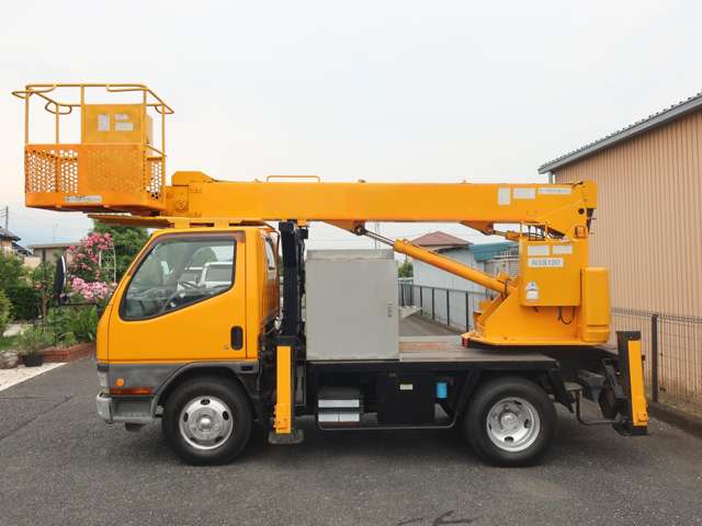 Mitsubishi Fuso Canter 10
