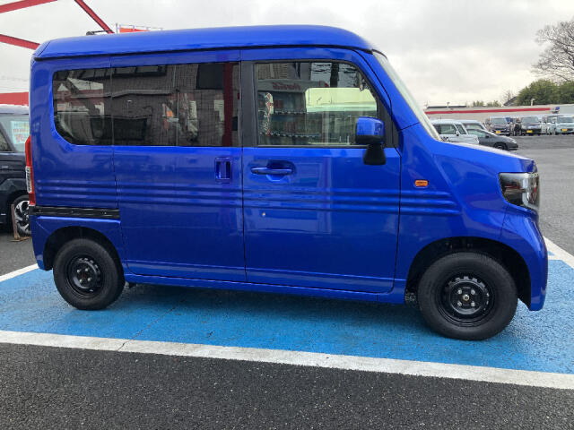 Honda N-VAN 7