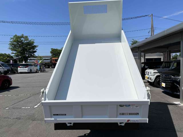 Mitsubishi Fuso Canter 12