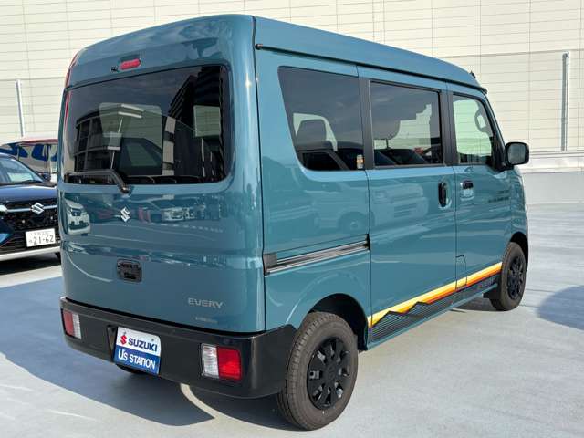 Suzuki Every 9