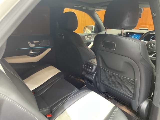 Mercedes-Benz GLE 7
