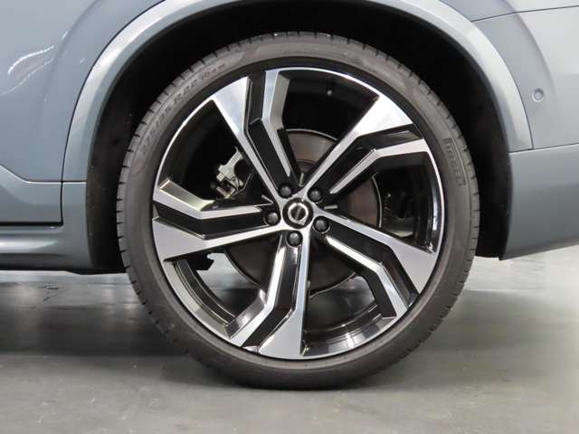 Volvo XC90 12