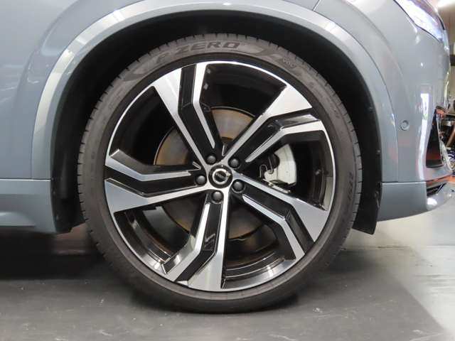 Volvo XC90 9