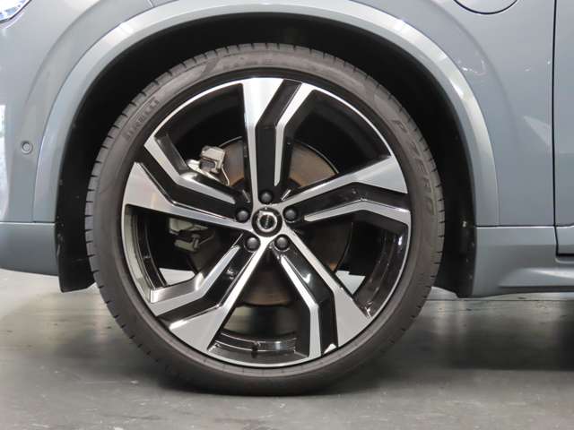 Volvo XC90 10