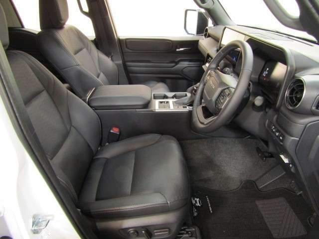 Toyota Land Cruiser 250 8