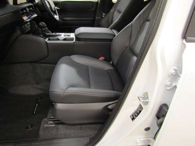 Toyota Land Cruiser 250 10