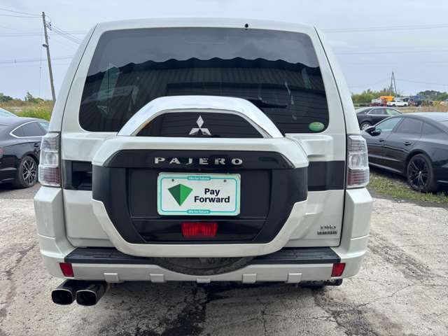 Mitsubishi Pajero 12