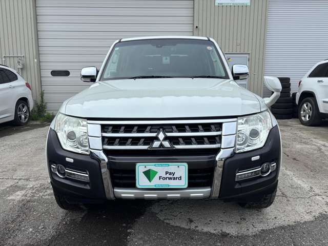 Mitsubishi Pajero 6