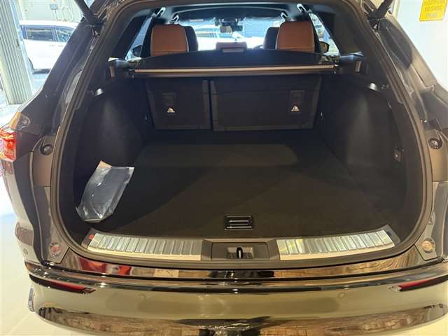 Toyota Crown Estate 7