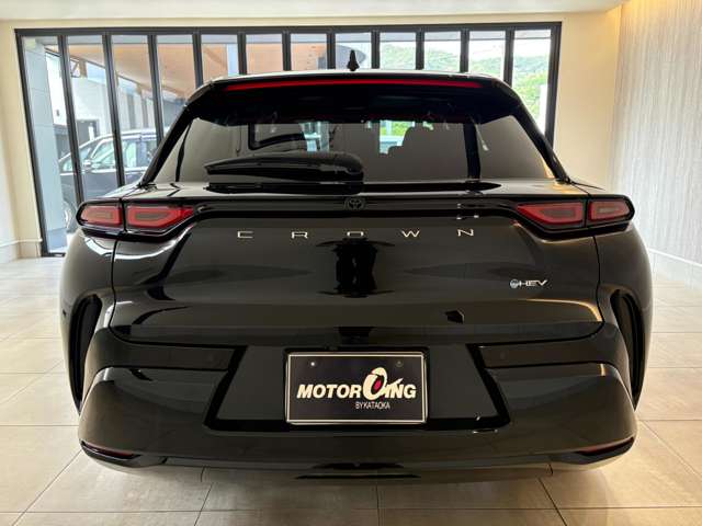 Toyota Crown Sport 11