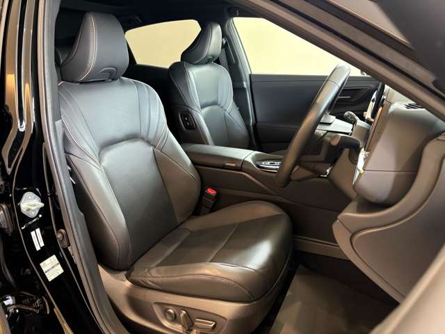 Toyota Crown Sport 6