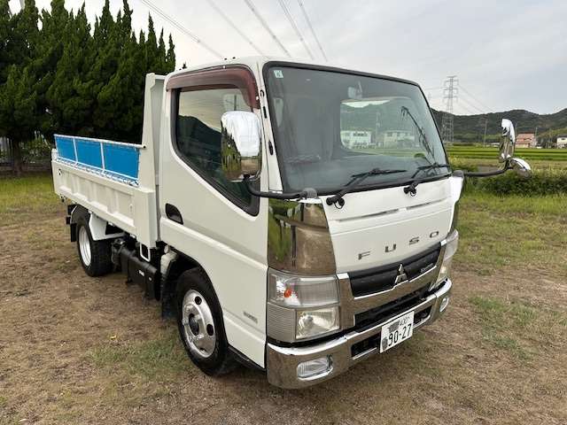 Mitsubishi Fuso Canter 2
