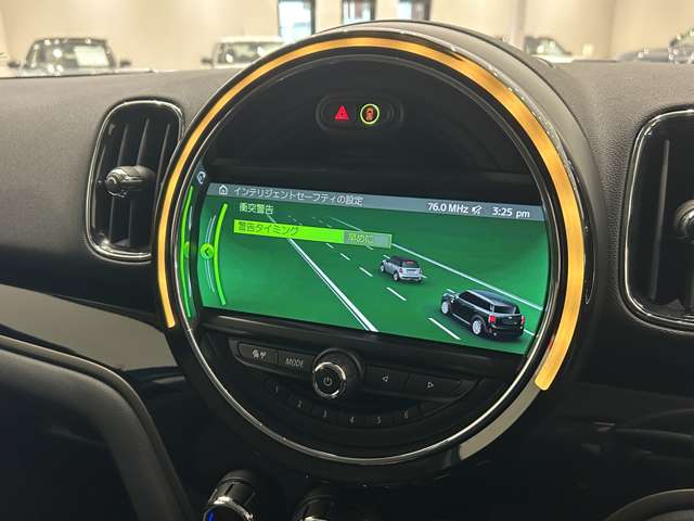 MINI Crossover 9