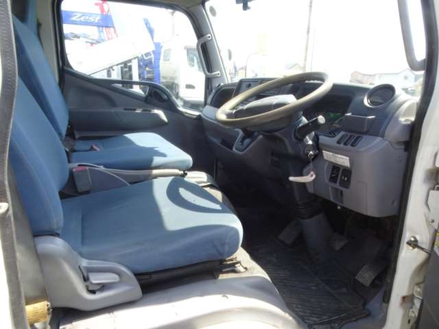 Mitsubishi Fuso Canter 11