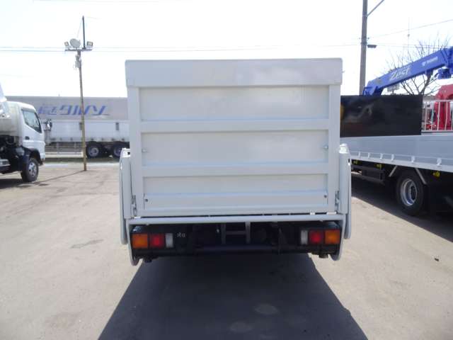 Mitsubishi Fuso Canter 6